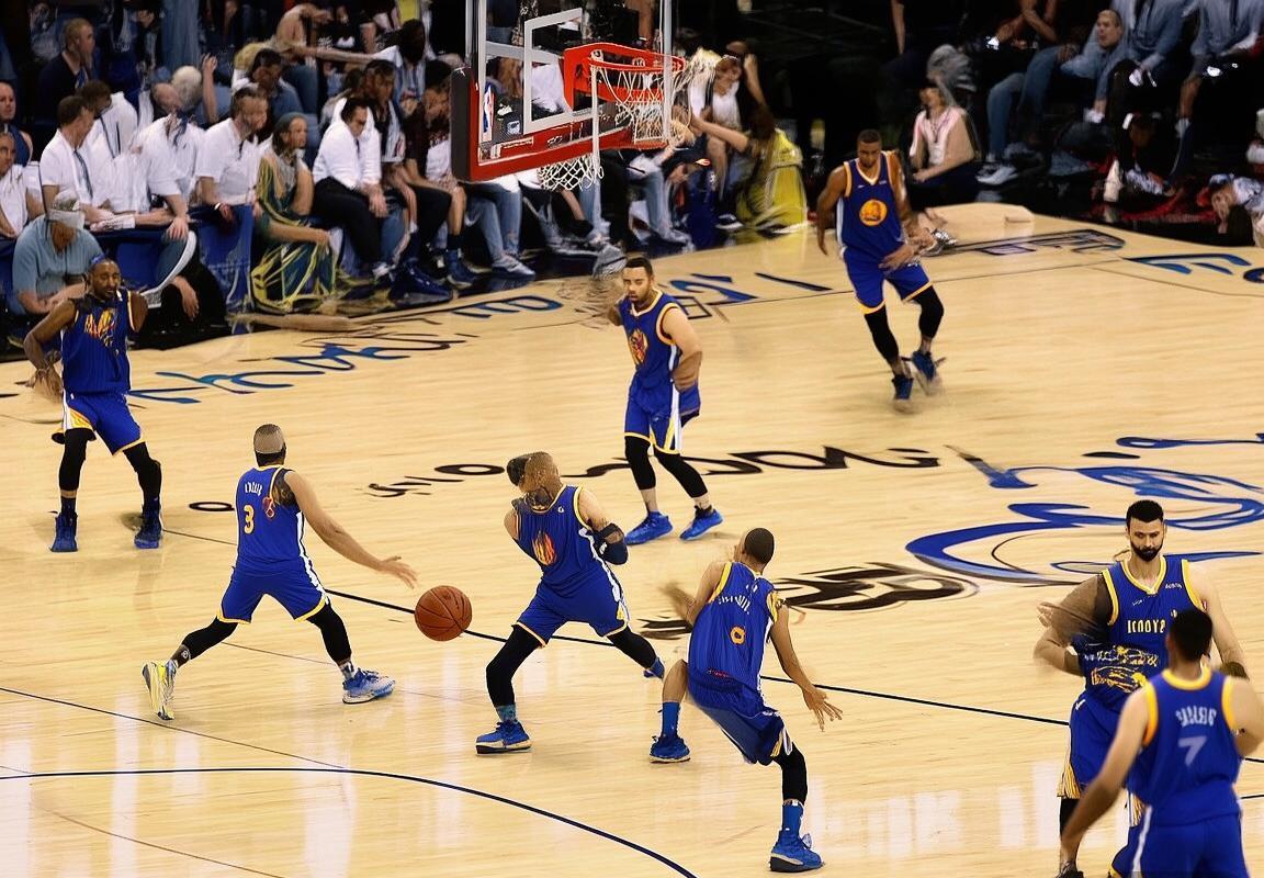 2017NBA总决赛：勇士夺冠与NBA格局变革