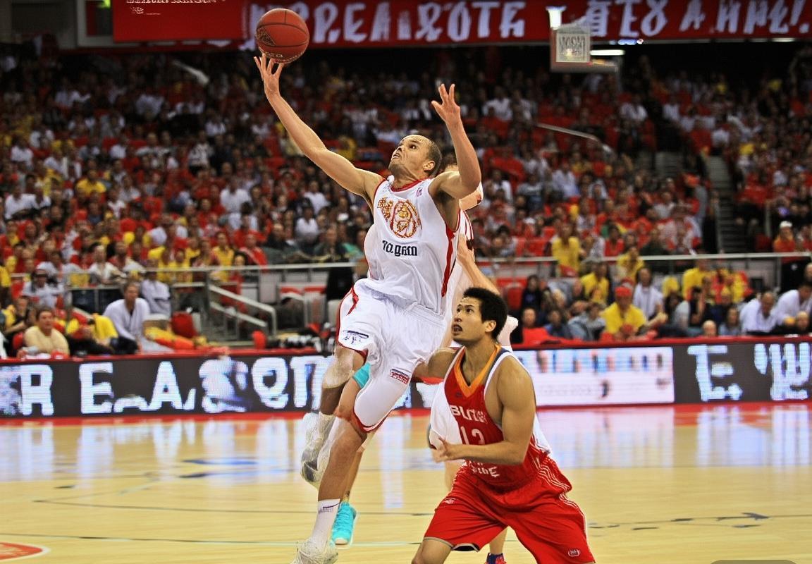 2013 CBA总决赛：粤京巅峰对决瞬间回顾(图2)