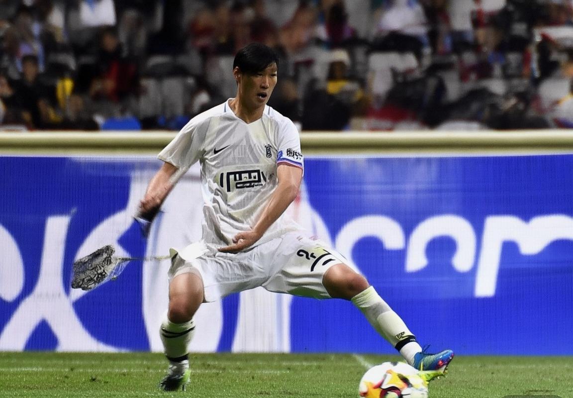 巴黎圣日尔曼VS利物浦：巅峰对决，控球与压迫艺术对决(图2)