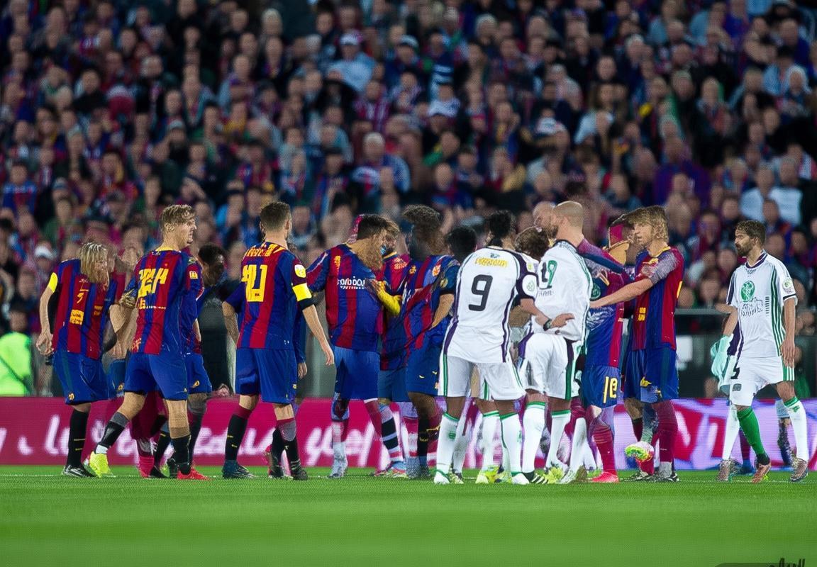 诺坎普激战：巴塞罗那对贝蒂斯积分榜关键对决(图3)